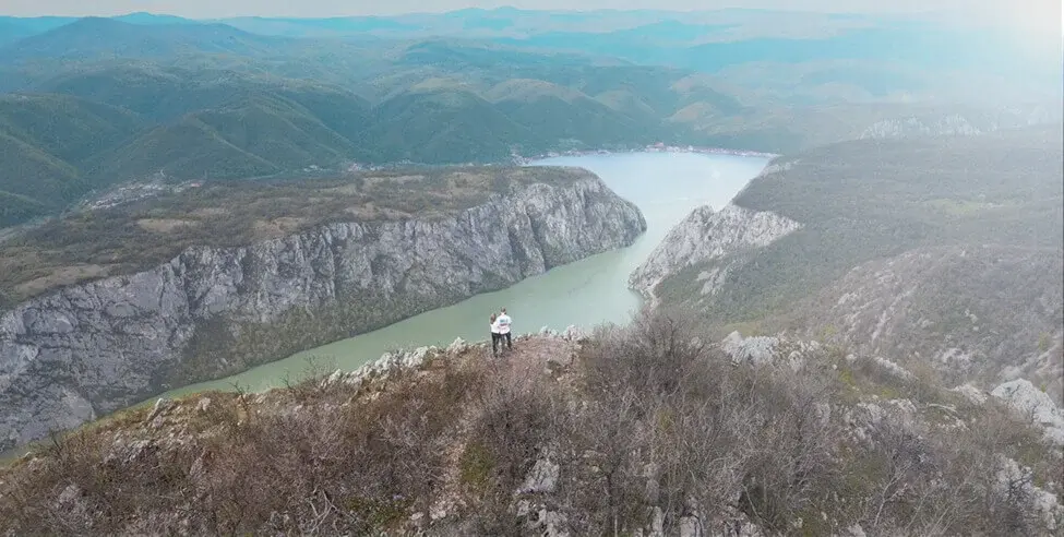 Drone-shot-Servie.jpg