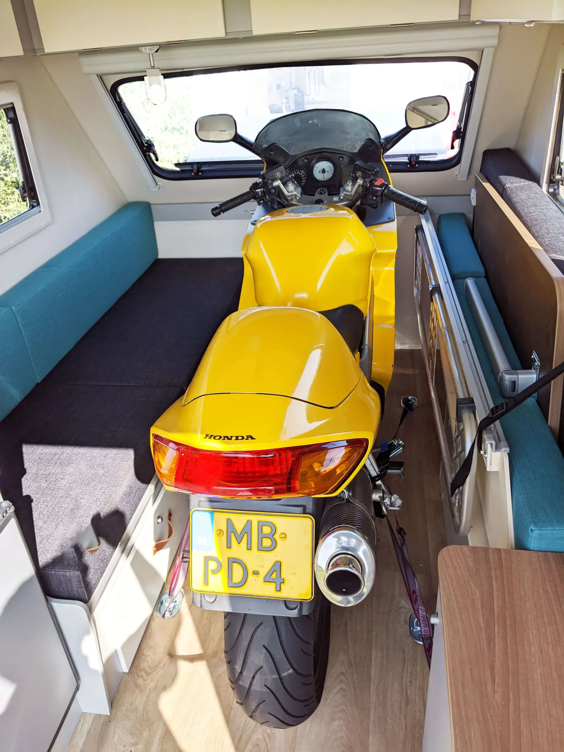 Motor in Caravan Honda