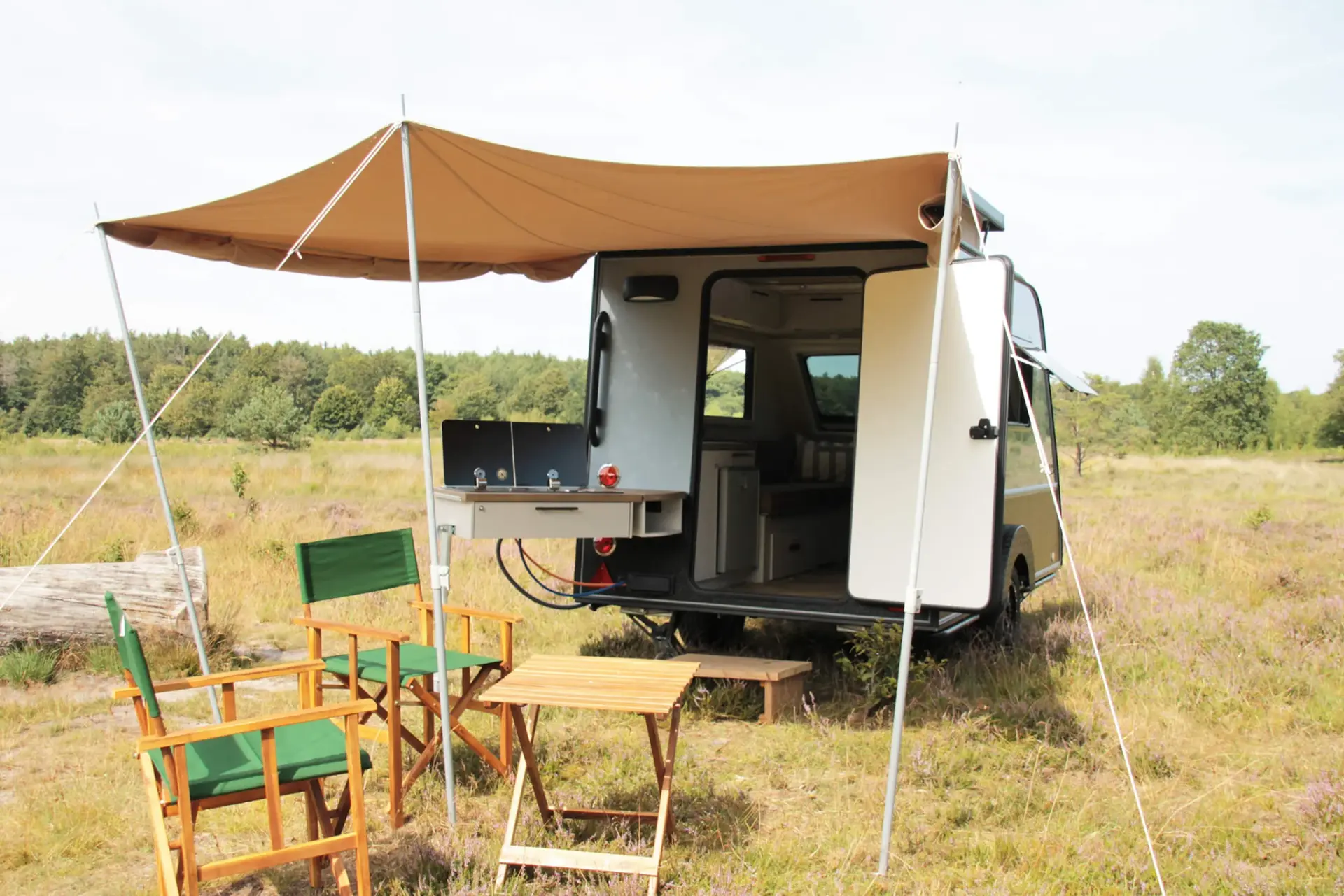 Shelter Outback met Luifel DeWaard